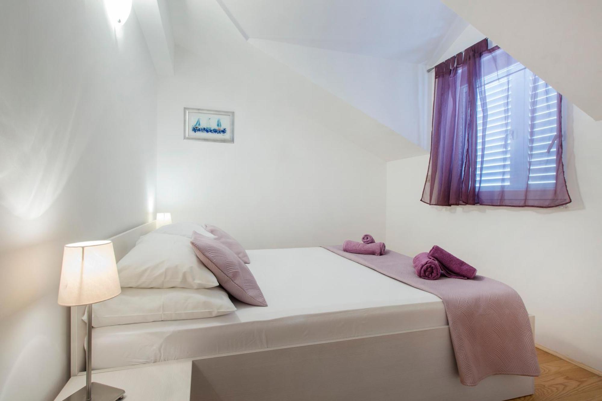 Apartmani Gnjidic Srima Exteriör bild