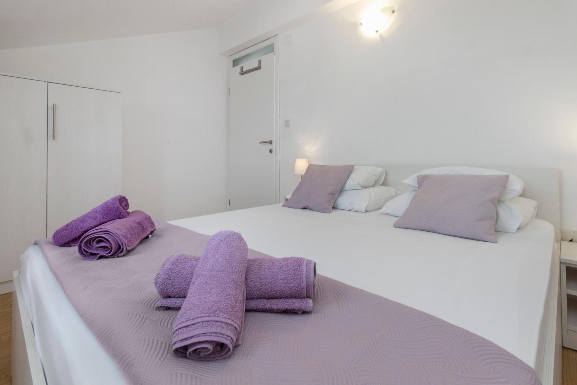 Apartmani Gnjidic Srima Exteriör bild